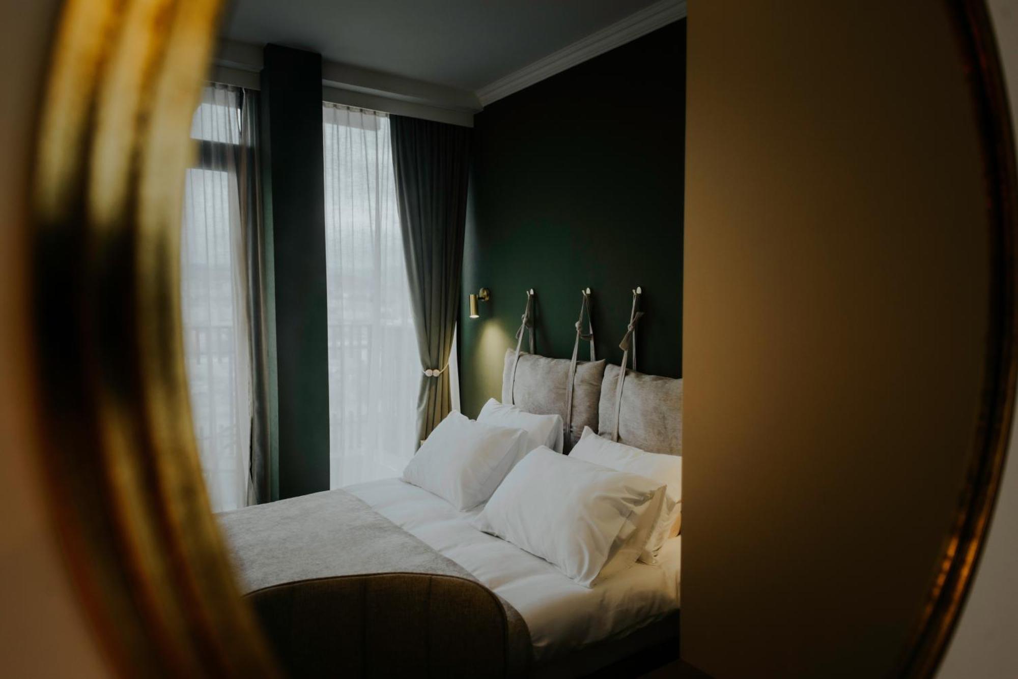 Skyline Luxury Suites 第比利斯 外观 照片