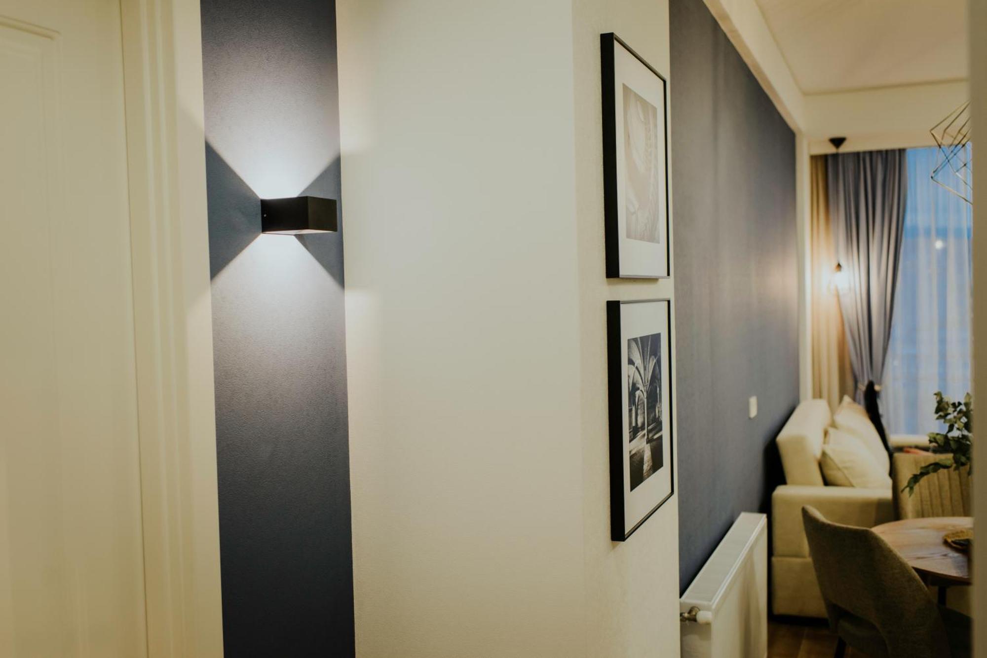Skyline Luxury Suites 第比利斯 外观 照片