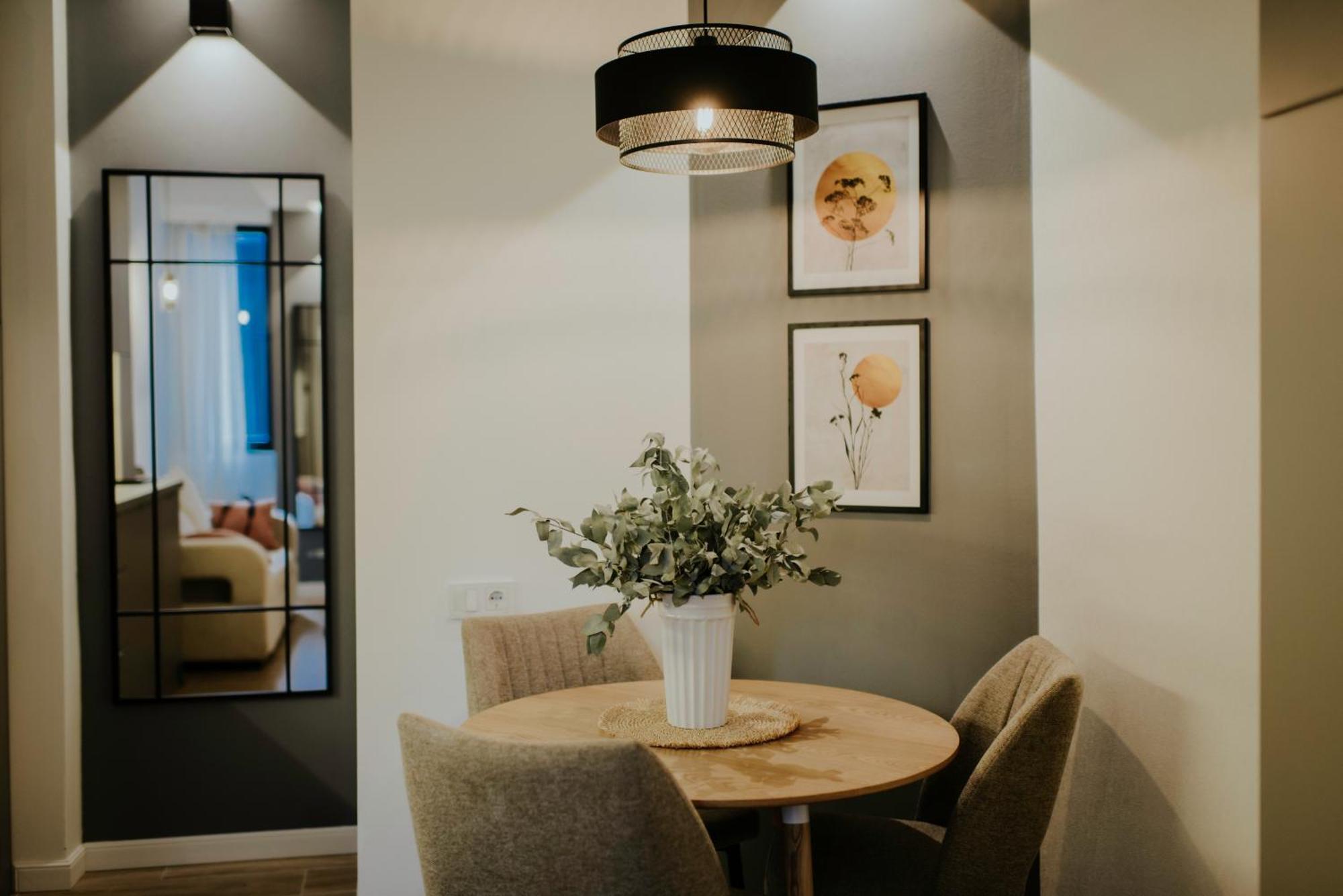 Skyline Luxury Suites 第比利斯 外观 照片