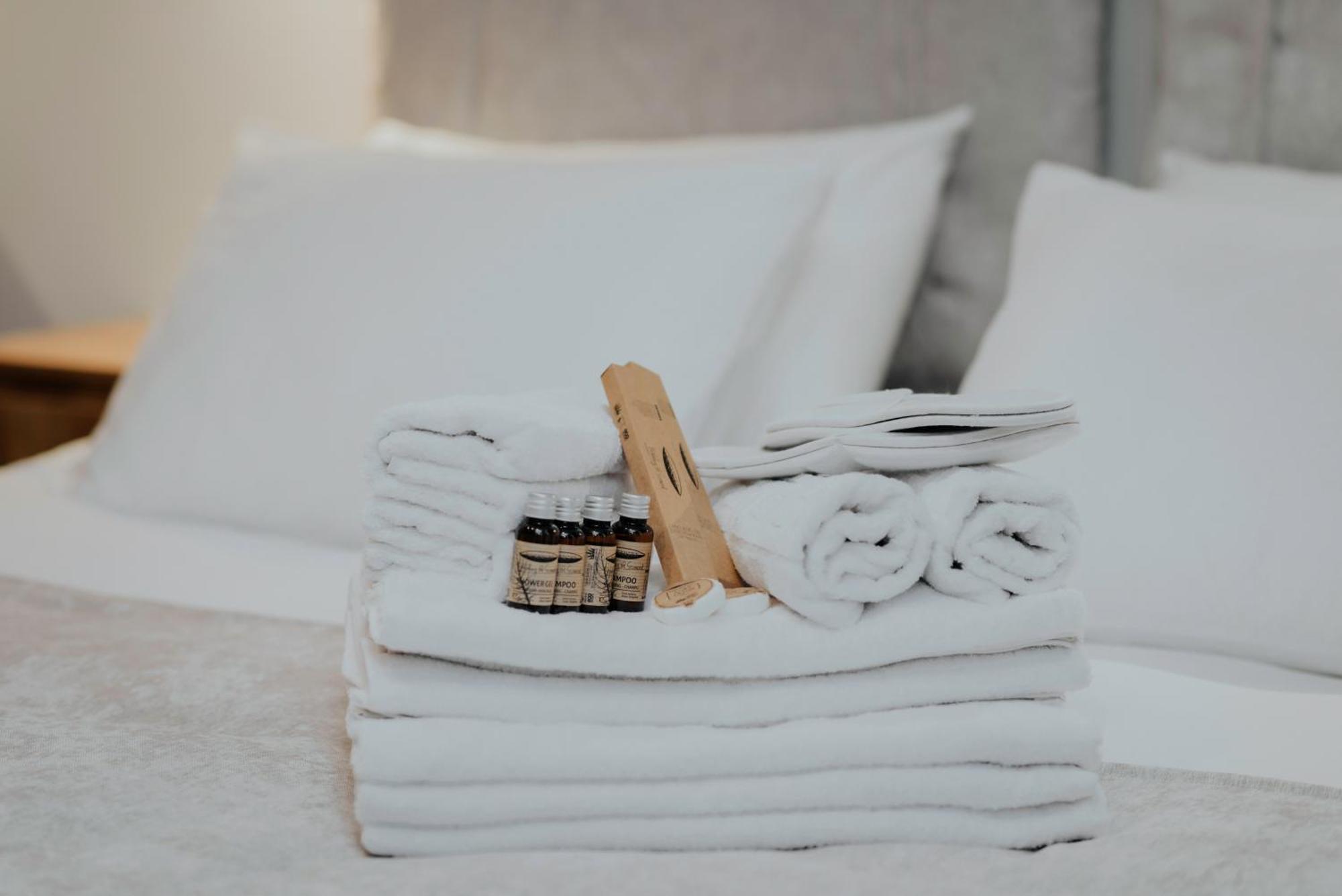 Skyline Luxury Suites 第比利斯 外观 照片